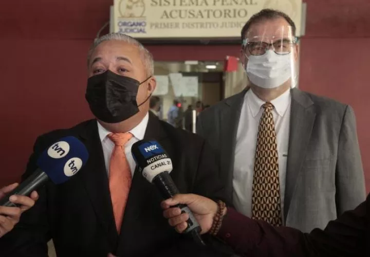 La defensa de Martinelli se mantiene firme en que en su momento desmantelará las pruebas de la fiscalía. Víctor Arosemena  