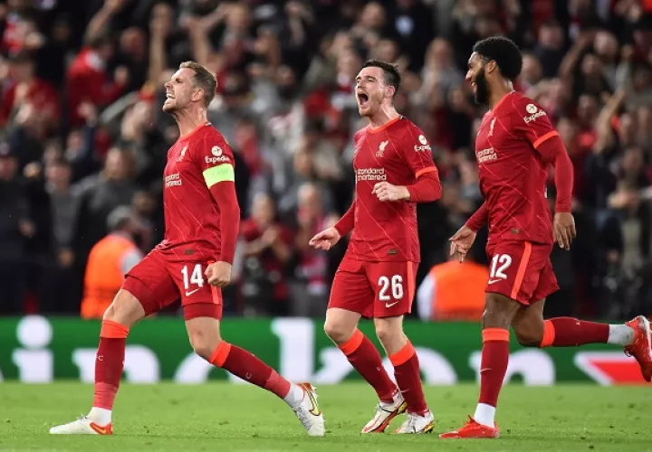 Liverpool triunfó en casa 3-2 sobre el Milán. Foto: EFE