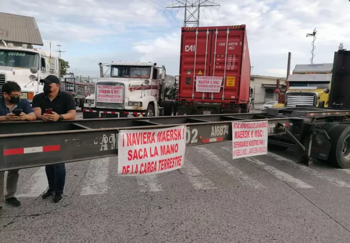 Los cierres afectan el libre tránsito hacia empresas en la Zona Libre de Colón. Foto: Diómedes Sánchez 