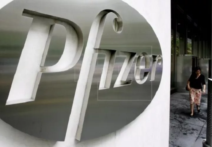 Pfizer ha desarrollado junto con BioNTech una de las vacunas que han mostrado eficacia contra la covid-19. Foto: EFE