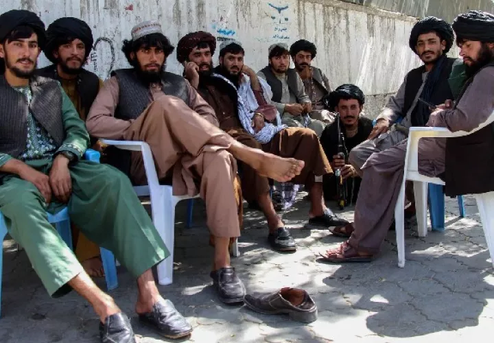 "Estamos en la etapa inicial de la gobernanza", advierten talibanes tras la caída de Afganistán. Foto: EFE