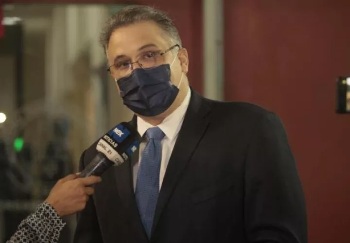 Alfredo Vallarino, presidente de la Asociación de Abogados Penalistas de Panamá (AAPP) es ha quien le corresponderá contrainterrogar al testigo protegido. Víctor Arosemena