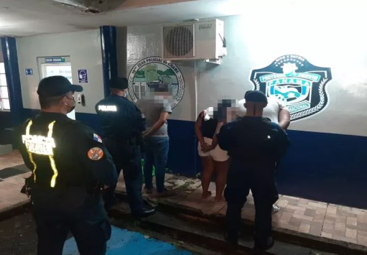Tres personas detenidas en Capira con sustancia ilícita. Foto: Proteger y Servir
