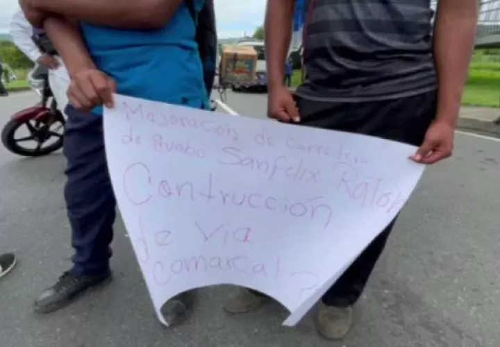 Los manifestantes aseguran que están cansados de esperar que el gobierno cumpla con sus promesas.