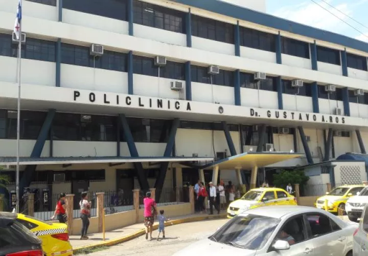El terreno se ubica cerca de la Ciudad Judicial en David, próximo a la vía principal que conduce al aeropuerto Enrique Malek allí se espera contar con una moderna instalación de salud, que incluye una nueva sala de hemodiálisis. Foto: José Vásquez