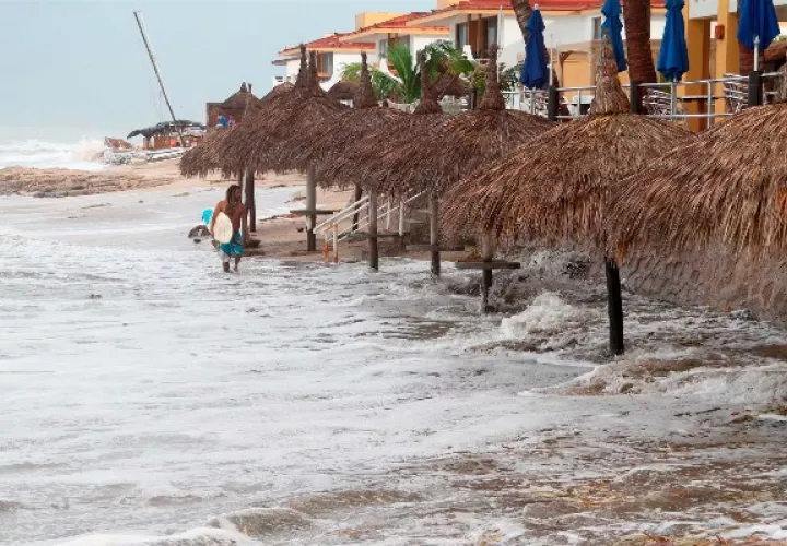 El ciclón Pamela, tocó tierra este miércoles como huracán categoría 1 en la escala Saffir-Simpson. Foto: EFE