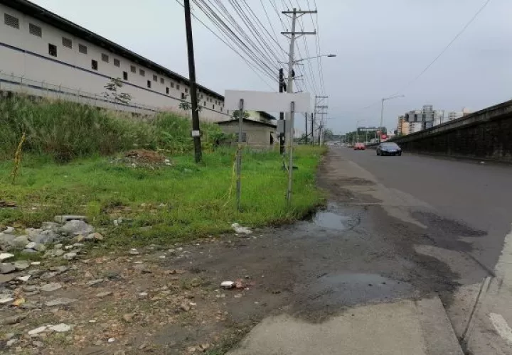 Semanas atrás fueron demolidas construcciones sin permiso en el sector de La Feria y Sabanitas. Foto: Diomedes Sánchez