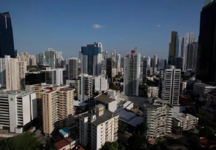 Las perspectivas de la situación económica general del país para los próximos 12 meses aumentó en 17 puntos porcentuales. Foto: EFE