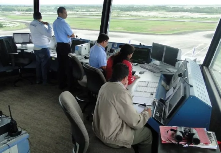 Controladores aéreos esperan que el Órgano Ejecutivo pueda corregir la decisión de vetar el proyecto de ley 303. Cortesía.