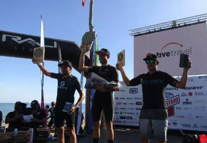 Fueron premiados los tres primeros de cada categoría, en las ramas masculinas y femenina. Foto:Edward Santos