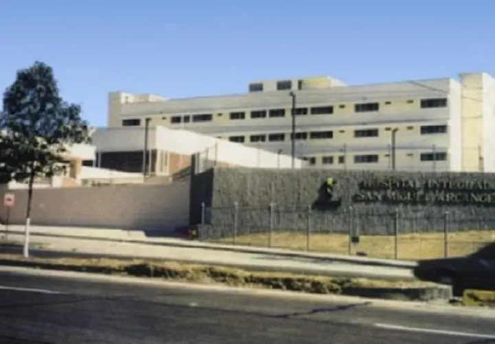 Es la segunda ocasión en este año, que los trabajadores del hospital de San Miguelito decretaron un paro, debido a exigencias salariales. Archivo