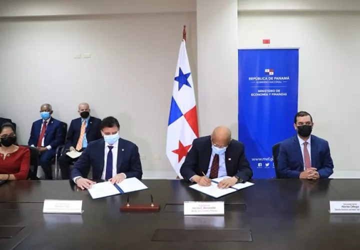 mef-metro-panama-contraloria-diferimiento_0.jpg