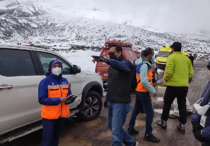 Avalancha sorprendió a turistas cuando escalaban el nevado Chimborazo. Foto: Cortesía 