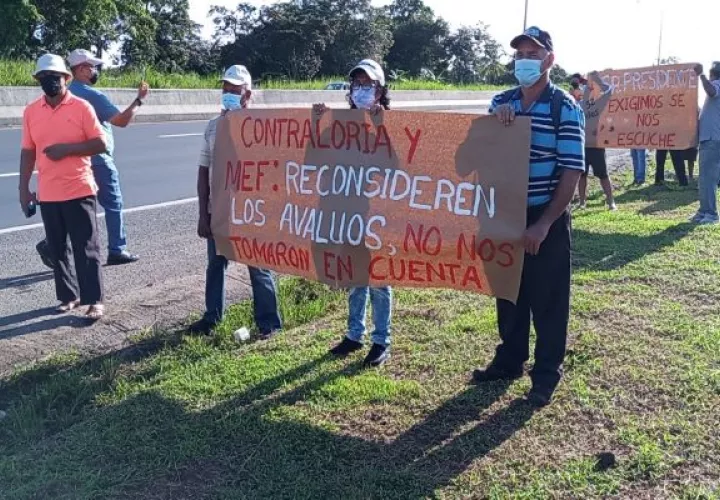 Los residentes precisaron que continuarán con las medidas de presión hasta lograr un precio justo por las tierras. Foto: Eric Montenegro