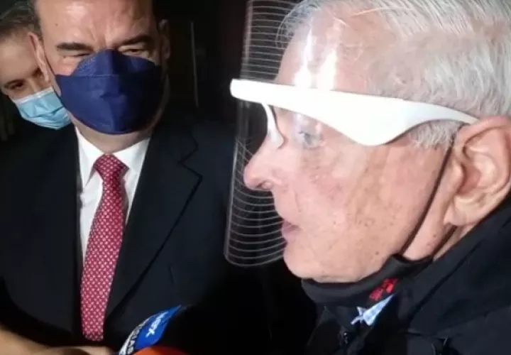El exmandatario Ricardo Martinelli conversó hoy con los periodistas a su salida del Sistema Penal Acusatorio de Plaza Ágora. 