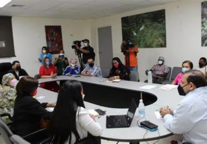 El Minsa se ha comprometido a pagar lo adeudado al personal del Hospital San Miguel Arcángel. Foto: Grupo Epasa