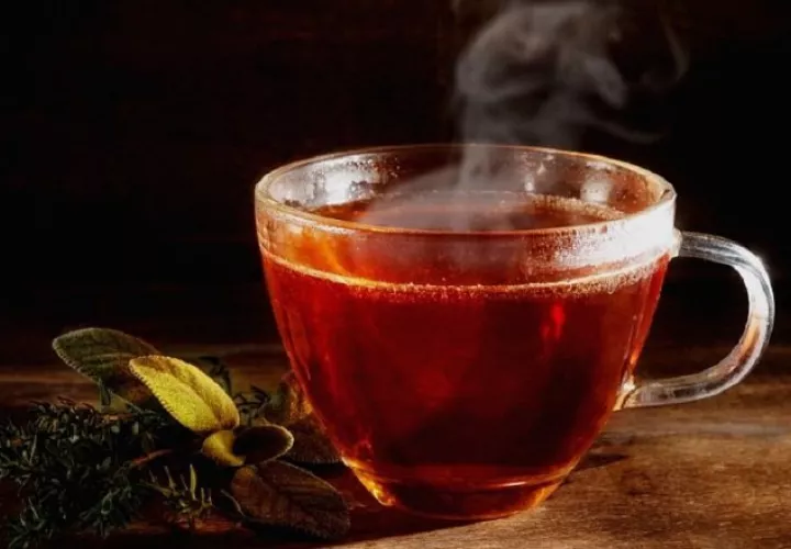 Beber té tiene muchos beneficios. Pixabay