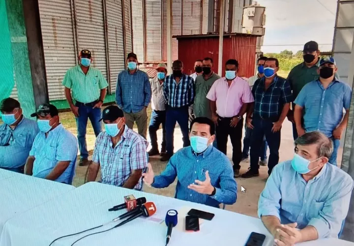 La reunión, calificada de histórica, se realizó en la provincia de Los Santos. Foto: Thays Domínguez 