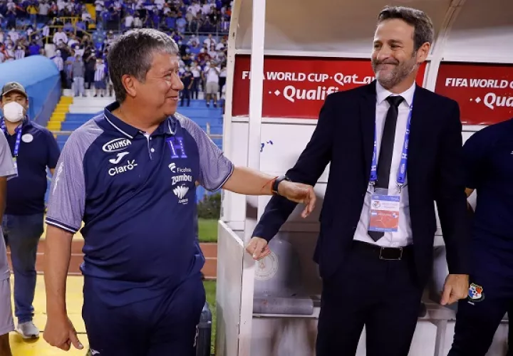 'El Bolillo' Gómez y Thomas Christiansen. Foto:EFE