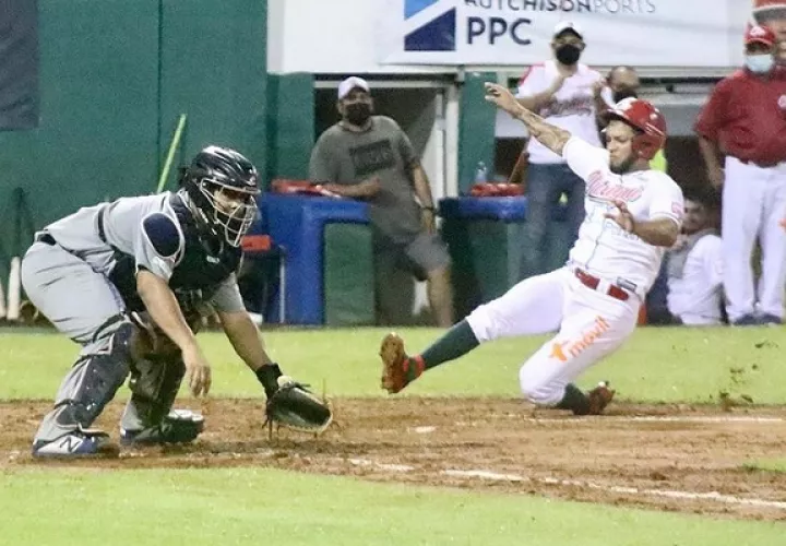 Chiriquí le ganó la serie semifinal a Bocas del Toro. Foto:Fedebeis