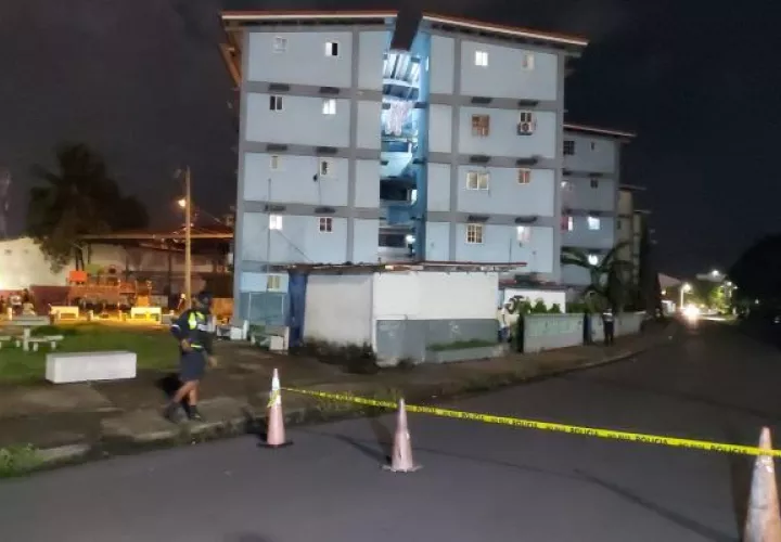 El incidente ocurrió en los predios de los multifamiliares del Bamboo Lane en la calle 15 avenida Bolívar. Foto: Diomedes Sánchez