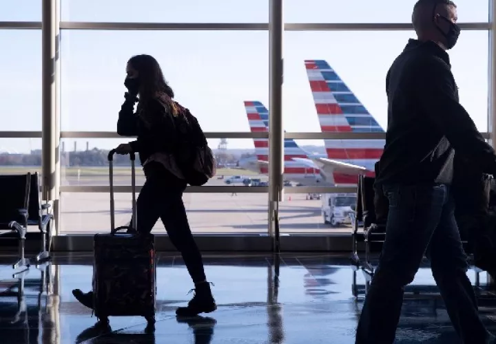 Extranjeros podrán entrar a Estados Unidos para visitas consideradas no esenciales. Foto: EFE