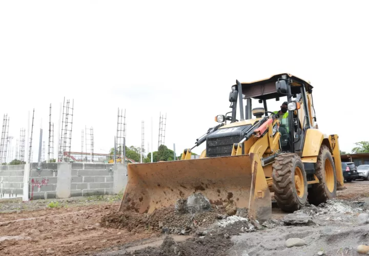 La construcción de la escuela está detenida. Foto: Cortesía