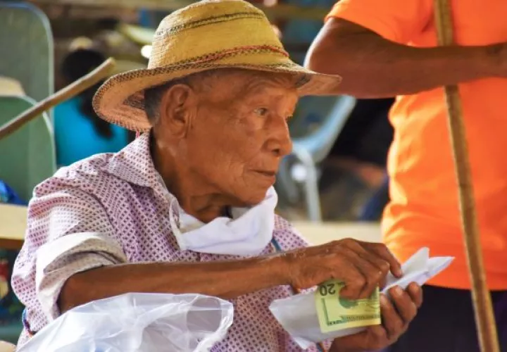Primero se hará el pago de las áreas de difícil acceso y luego por tarjeta clave. Foto: Cortesía Mides