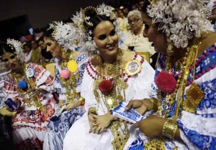 Forma parte del vestuario nacional. 