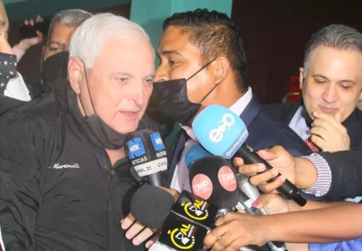 En 28 puntos de un extracto de su fallo, las juezas dieron a conocer su veredicto, luego del cual salió un triunfante Martinelli a celebrar con cientos de simpatizantes. Fotos: Víctor Arosemena