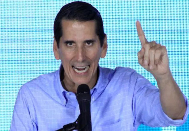Rómulo Roux es actualmente el presidente de CD, pero no cuenta con el apoyo de las bases del colectivo. Foto: Grupo Epasa