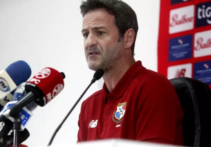"Nuestra idea es salir a ganar y ser muy agresivos ante El Salvador", aseguró el técnico de la selección de fútbol de Panamá, Thomas Christiansen. Foto: EFE