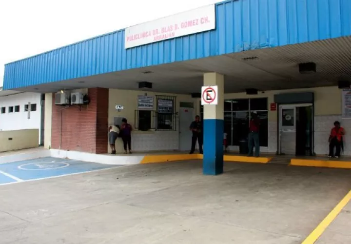 El bebé fue abandonado en la parte trasera de la policlínica Dr. Blas Daniel Gómez Chetro. Foto. Archivo