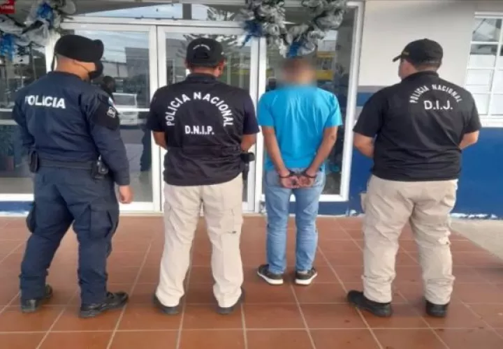 Los once detenidos serán presentados ante un Juez de Garantías. Foto: Mayra Madrid