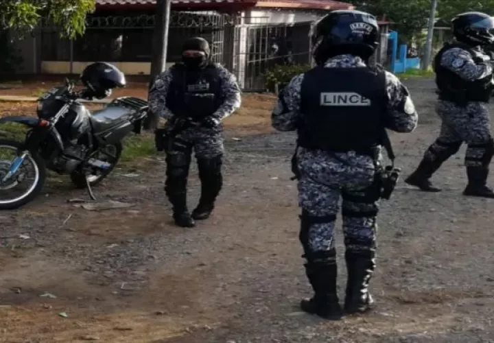 Diego Araúz, mayor encargado de la Subdirección de Investigación Judicial, en la provincia de Chiriquí, dijo que se ejecutaron varias diligencias dentro del operativo de fiestas de fin de año. Foto: Mayra Madrid