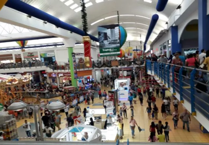 La Cámara de Comercio recomienda a la población consumir con responsabilidad en estas fiestas de fin de año. Foto: Grupo Epasa