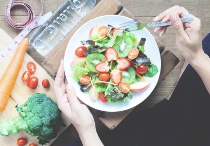 La alimentación debe complementarse con actividad física diaria.  Foto: Ilustrativa / Freepik