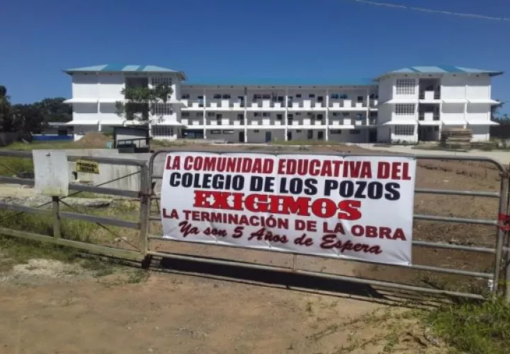 Los moradores de la comunidad de Los Pozos no descartan medidas de presión en caso de no recibir respuestas. Foto. Thays Domínguez