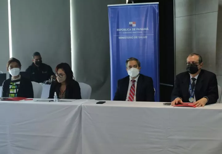  Durante la presentación de la norma participaron diversas autoridades de las distintas regiones de salud a nivel nacional. Foto: Cortesía Minsa