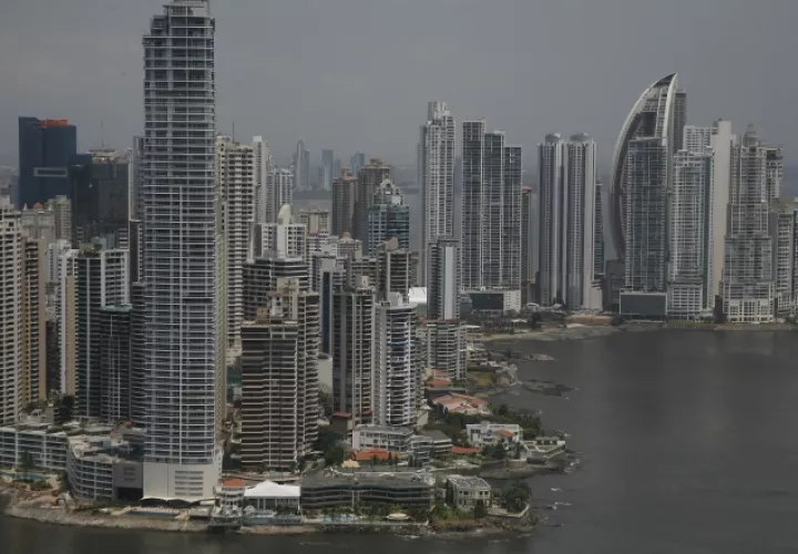 Expertos han calificado la ley de extinción de dominio como peligrosa y que podría acabar con la economía.