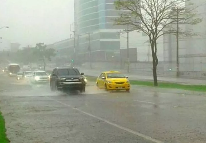 Se podrían generar inundaciones urbanas.  Foto: Archivo