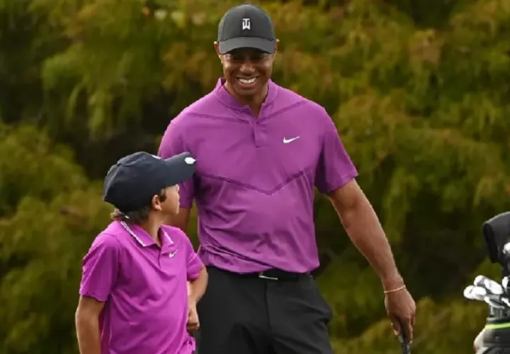Tiger Woods y su  hijo Charlie tratarán hoy de remontar y buscar un mejor lugar en la parte alta de la tabla. Foto: PGA Tour