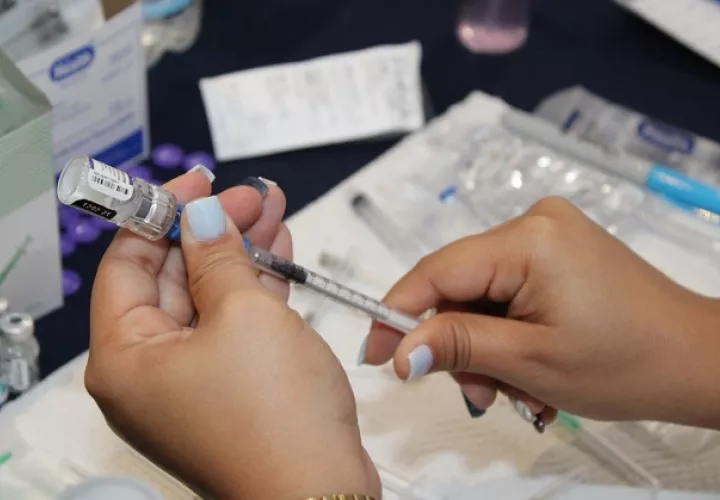 Panamá comenzó con el proceso nacional de vacunación contra el coronavirus el 20 de enero de 2021. Foto: Cortesía Minsa
