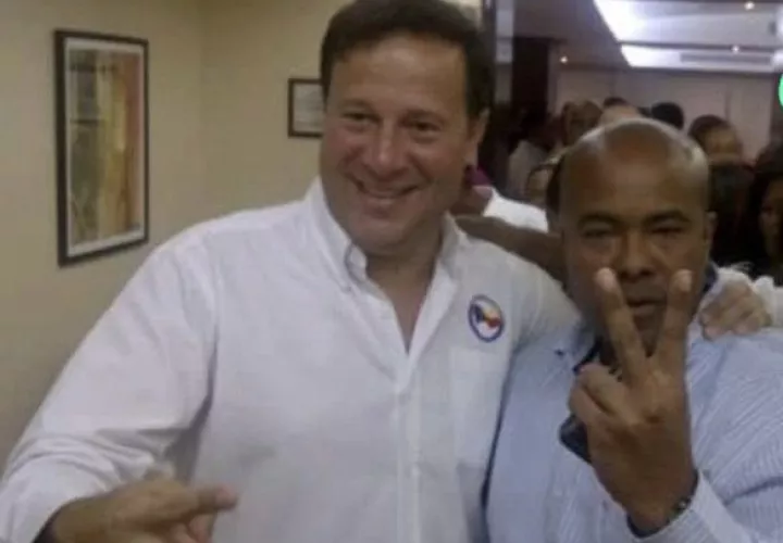 Foto que circula en las redes sociales del expresidente Juan Carlos Varela con el político panameñista, Miguel Lynton.