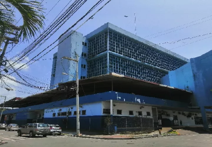 Los ciudadanos que resultaron heridos fueron auxiliados y llevados al cuarto de urgencias del Complejo Hospitalario Dr. Manuel Amador Guerrero, para recibir atención médica. Foto. Diomedes Sánchez