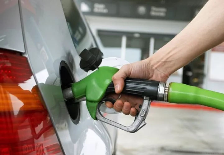 Una menor producción de petróleo crudo para refinación Estados Unidos está afectando en el alza de precios. Foto: Archivo