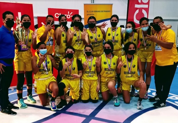 Herrera salió campeón en el baloncesto kiwanis Sub-18 femenino.