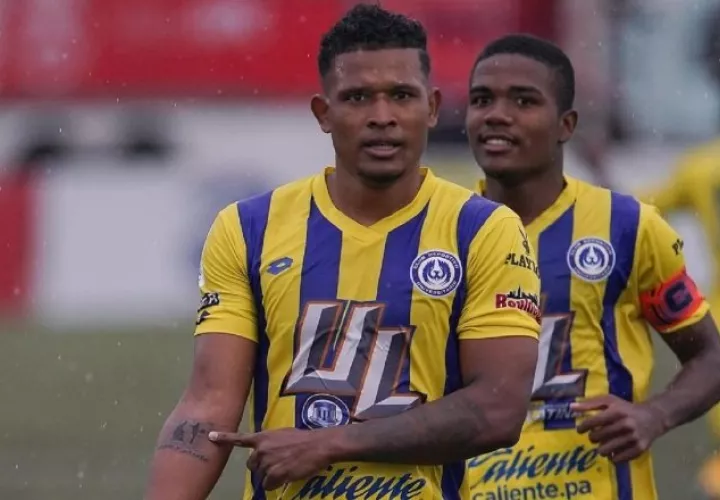 Jair Catuy en Universitario de Coclé. Foto: @LPF