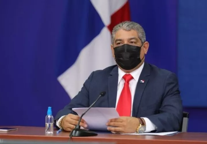Ministro de Salud, Luis Francisco Sucre. 