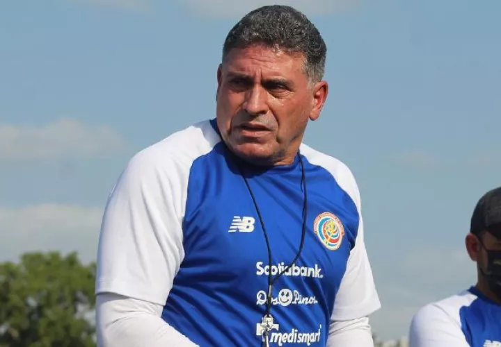 Luis Fernando Suárez, técnico de Costa Rica. Foto: @ fedefutbolcrc